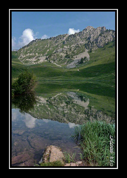 La Pointe d\'Arvouin et son reflet dans le lac d\'Arvouin