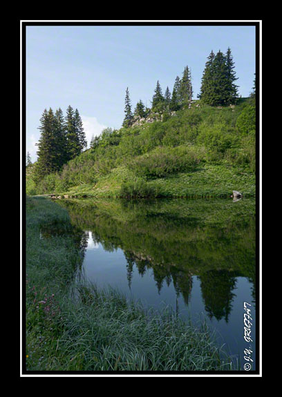Reflet dans le lac d\'Arvouin