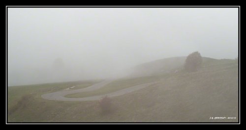 Un dimanche dans le brouillard
