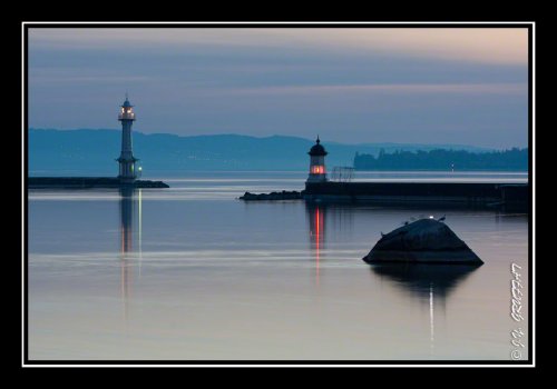 Genève et le lac Léman à l'aube