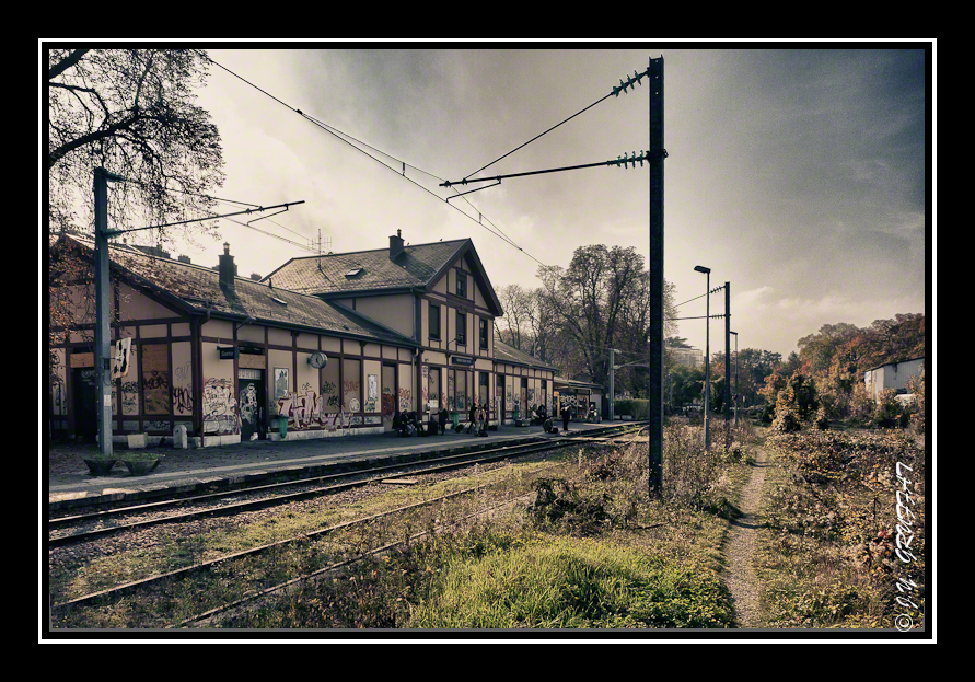 Je vous assure, la gare est en pleine ville !