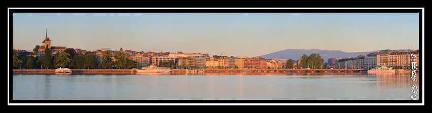 Vue sur la rade de Genève depuis la jetée du Jet d'eau